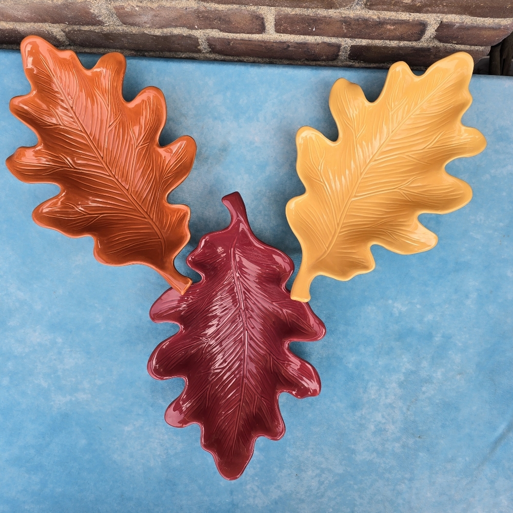 Harvest Set of Three Leaf Shape Ceramic Dining Snacks Serving Platter